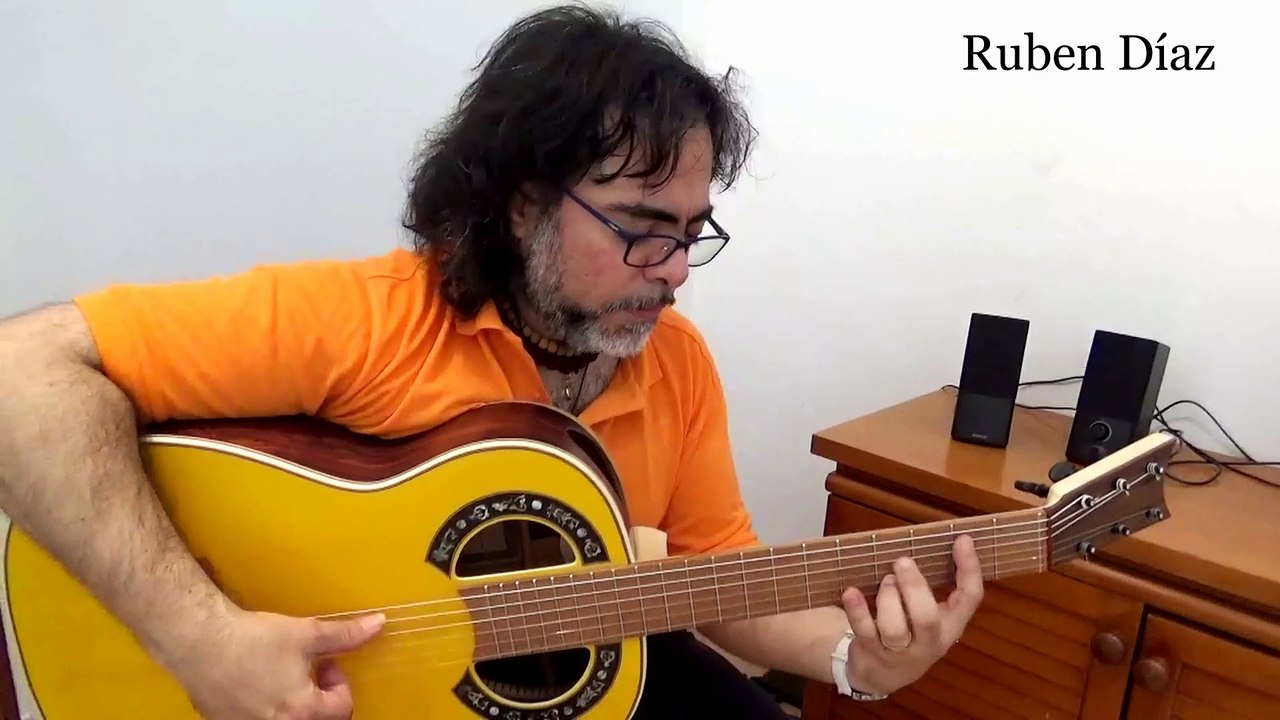 Do you play guitar or the guitar plays you...?/ Tips to master your playing Paco de lucia´s technique