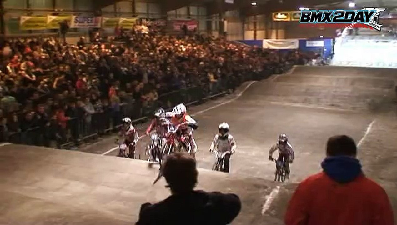 2010 FFC BMX - INDOOR - SAINT ETIENNE - St-etienne-2010-demi-pupilles-f