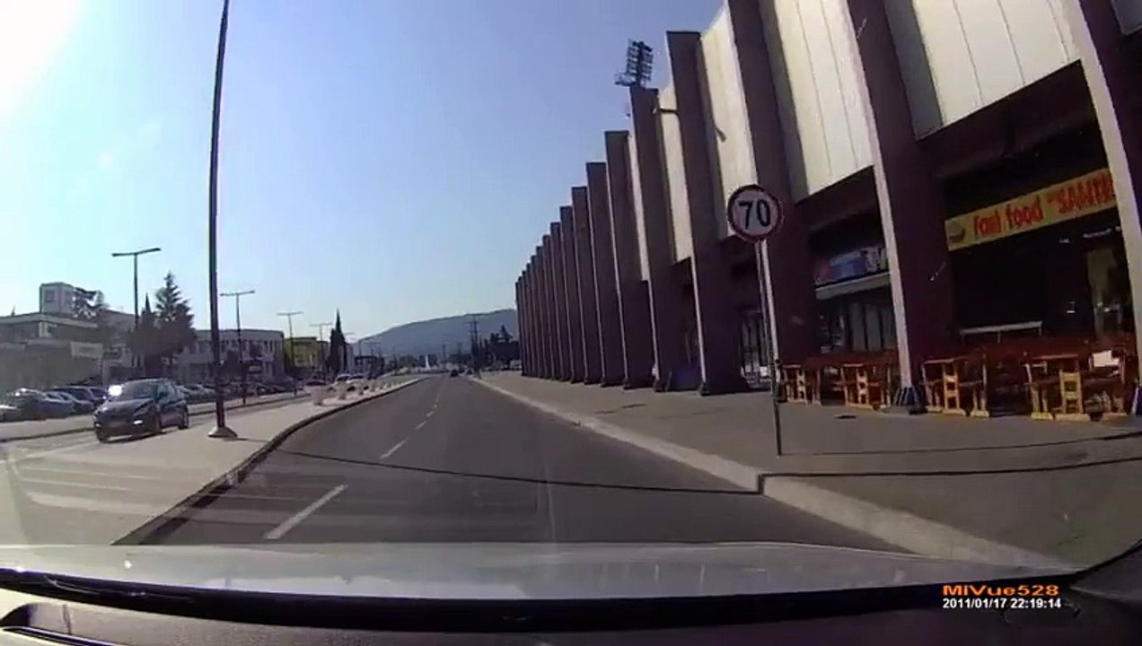 Приколы на дороге! Авто приколы ДТП, ГАИ! Auto accidents fun,! Fun on the road!