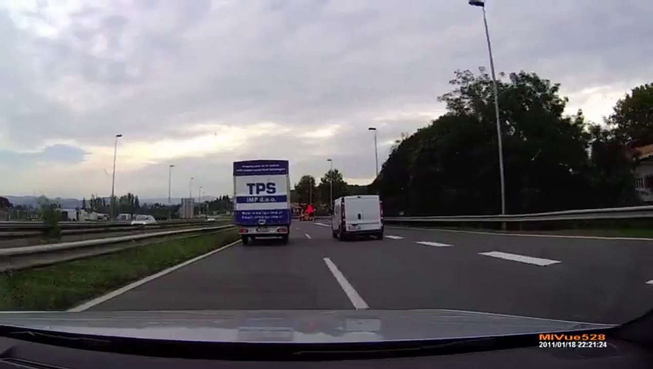 Драки, разборки на дороге  best road rage compilation