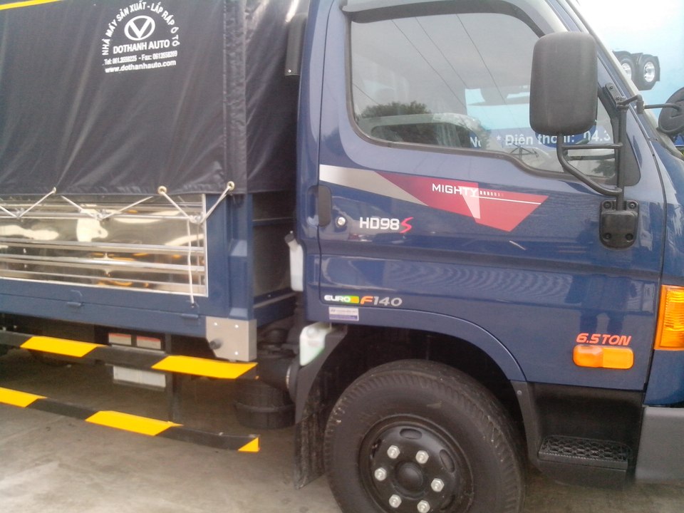 Hyundai HD98s 6.5 tan ,Hyundai HD98 6tan Thung Mui Bat