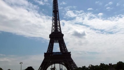 Premiers mots de Joel à Paris