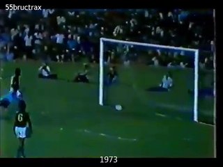 Pelé   The King of Football   rare amazing Dribbling Skills - VOLUME 1