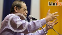 Kit Siang welcomes disgruntled Umno members to join hands
