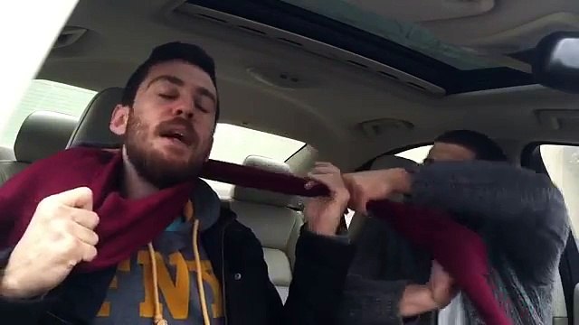 Karya Çandar & Ahmet Aksöz -Yılbaşı zamanı kıskanç kız arkadaş