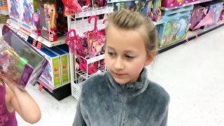 Grim takes the Grimmettes to TOYRUS for get Birthday toys! FROZEN, Disney Infinity, sofia the first