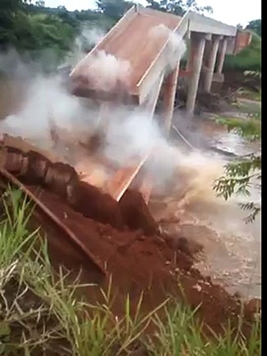 Ponte do Rio Santo Antônio na cidade de Guia Lopes da Laguna no Mato Grosso do Sul