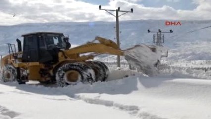 Hakkari Doğu'da Kar Esareti Sürüyor-2