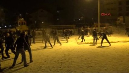 Karabük'te Üniversitelilerin Kar Topu Savaşı