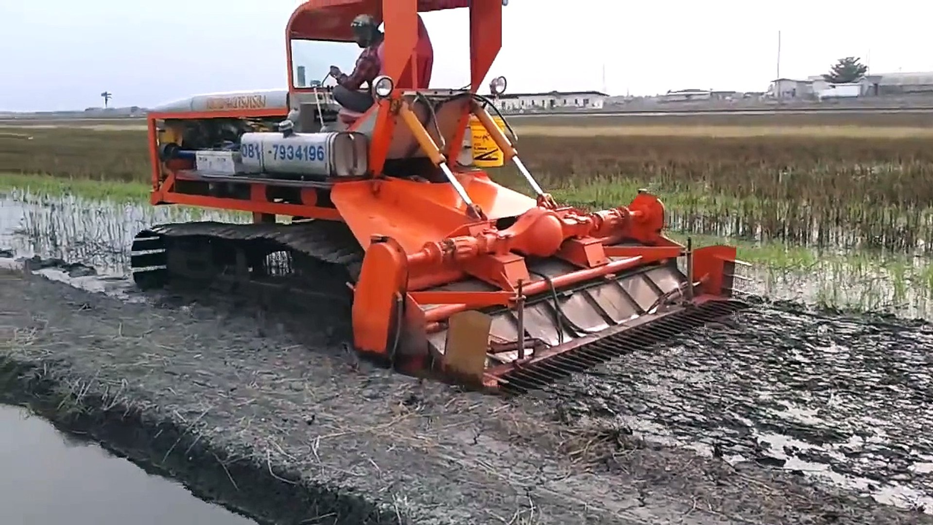 ⁣Agricultural machine