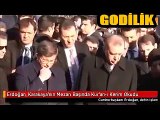 Erdoğan  Karakayanın Mezarı Başında Kuran-ı Kerim Okudu