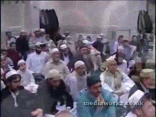 Owais Raza Qadri -- Zahe Izzato Aitlaye Muhammad Latest 2015 Naat Sharif of Owais Raza Qadree