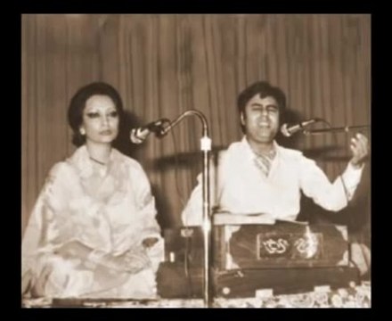 Rind Jo Mujhko Samajhte Hain By Jagjit Singh Album Concert In Pakistan Vol 03 By Iftikhar Sultan