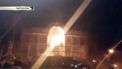 Взбешенные казнью проповедника иранцы разгромили посольство Саудовской Аравии