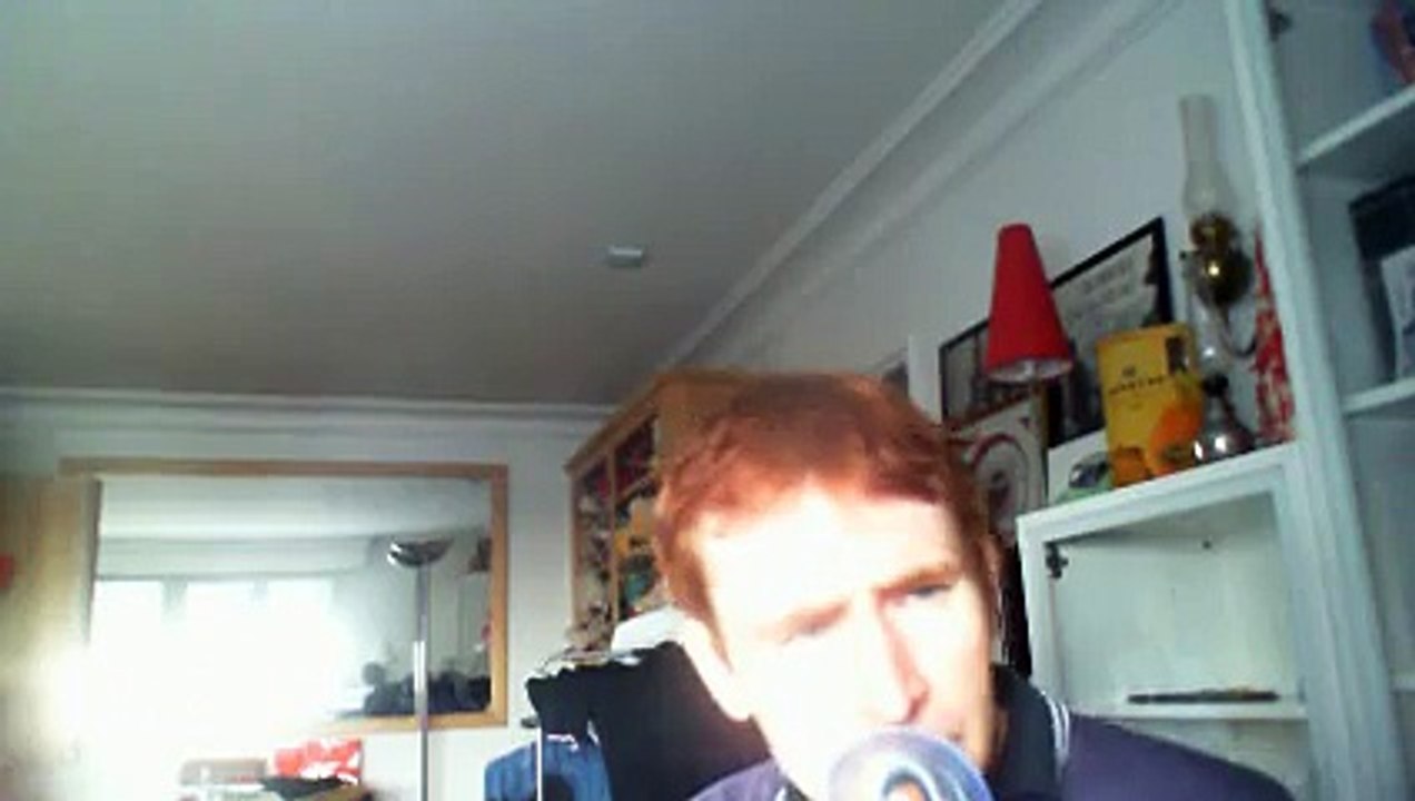 Wiwi égratigne "en danseuse" de Dick Rivers