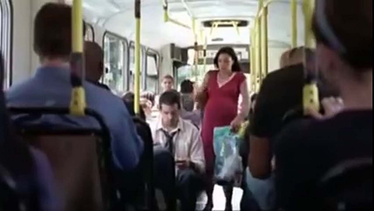 Pregnant Lady don't give place, what happens_