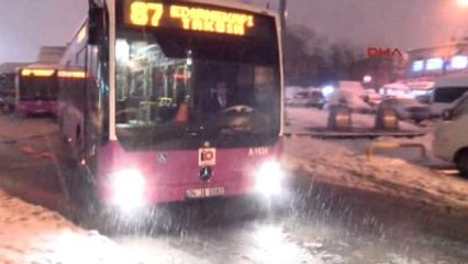 Kar, İstanbul'u Kolay Bırakmıyor..