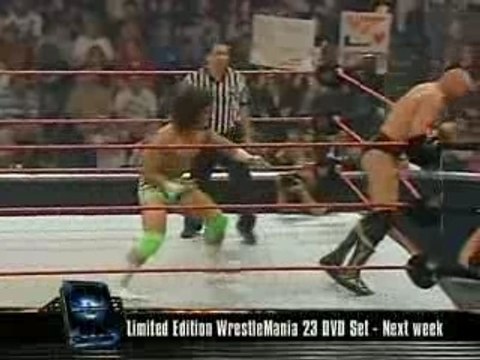 Raw 14-05-07: Carlito Vs Val Venis