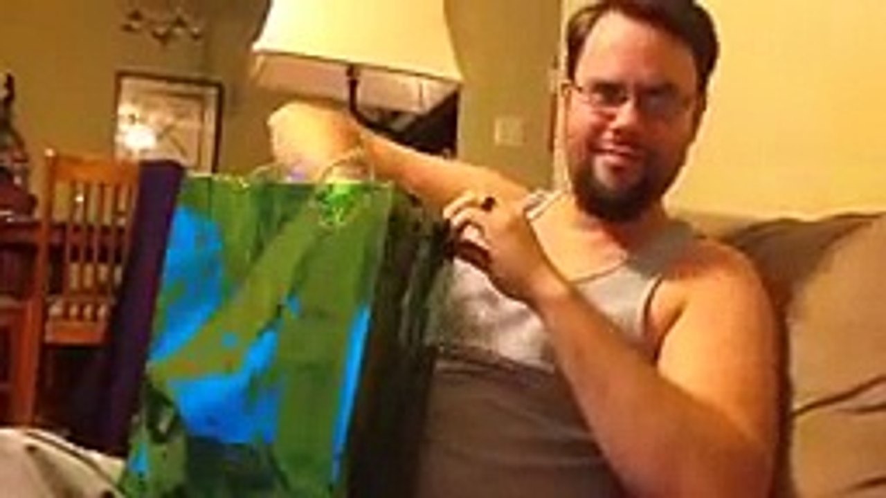 unplanned pregnancy ׃ Deaf husband finds out wife is pregnant