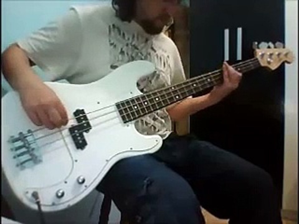 Black Sabbath ST.VITUS DANCE Bass Guitar Cover