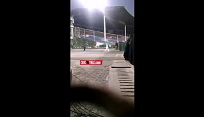 How Crowed Were Chanting Amir Amir and Abusing to Muhammad Hafeez and Azhar Ali -