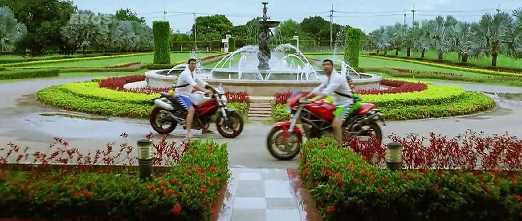 DESI BOYZ TITLE SONG FULL