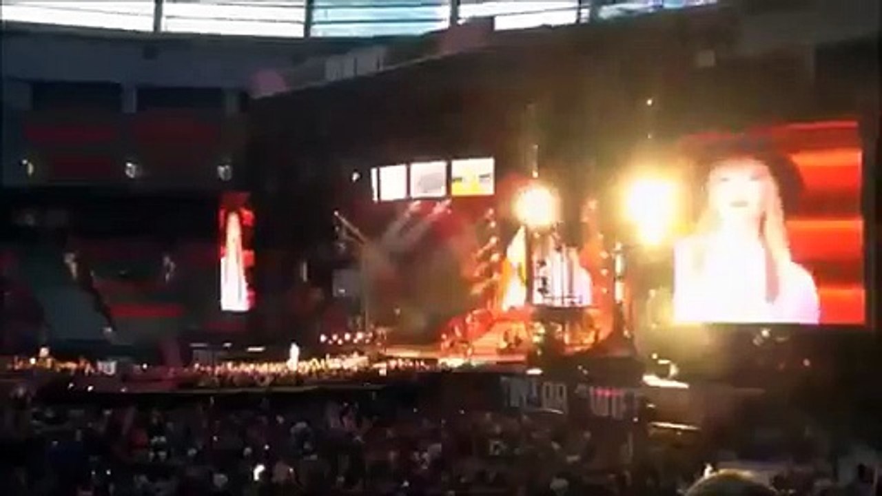 Taylor Swift RED Tour Concert Movie 1080p._7