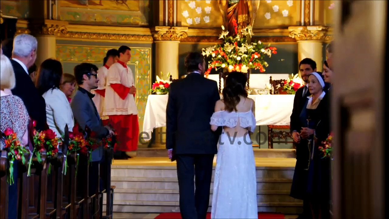 Boda y huida de Esperanza con Tomás
