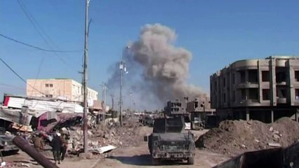 Iraqi forces extend Ramadi control, rescue civilians
