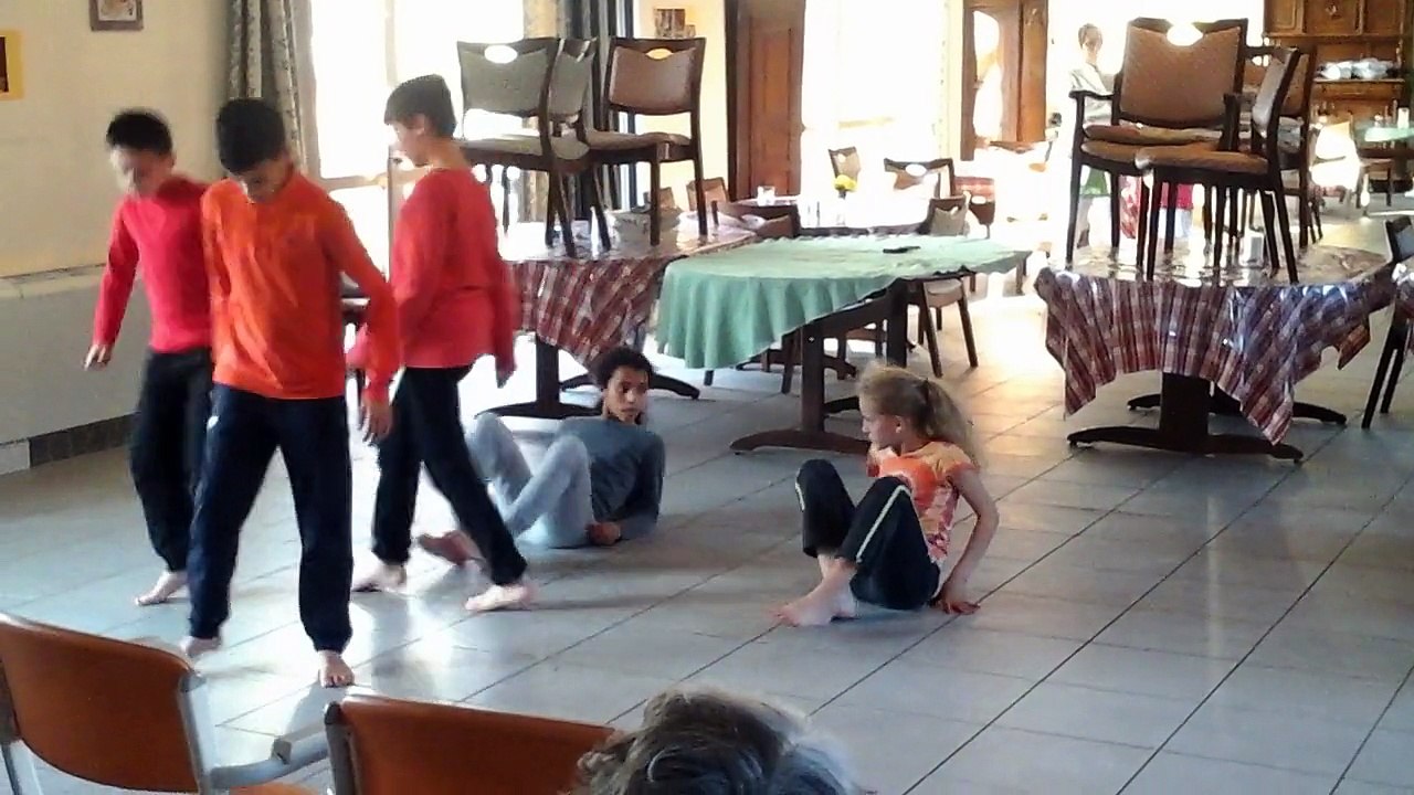 Danse 6D Altérité groupe E