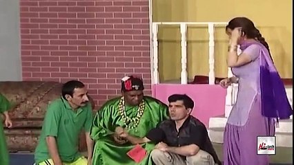 Download Video: !جعلی پیروں پر بننے والہ ایک سٹیج ڈرامہ جس نے دنیا میں نام کمایا