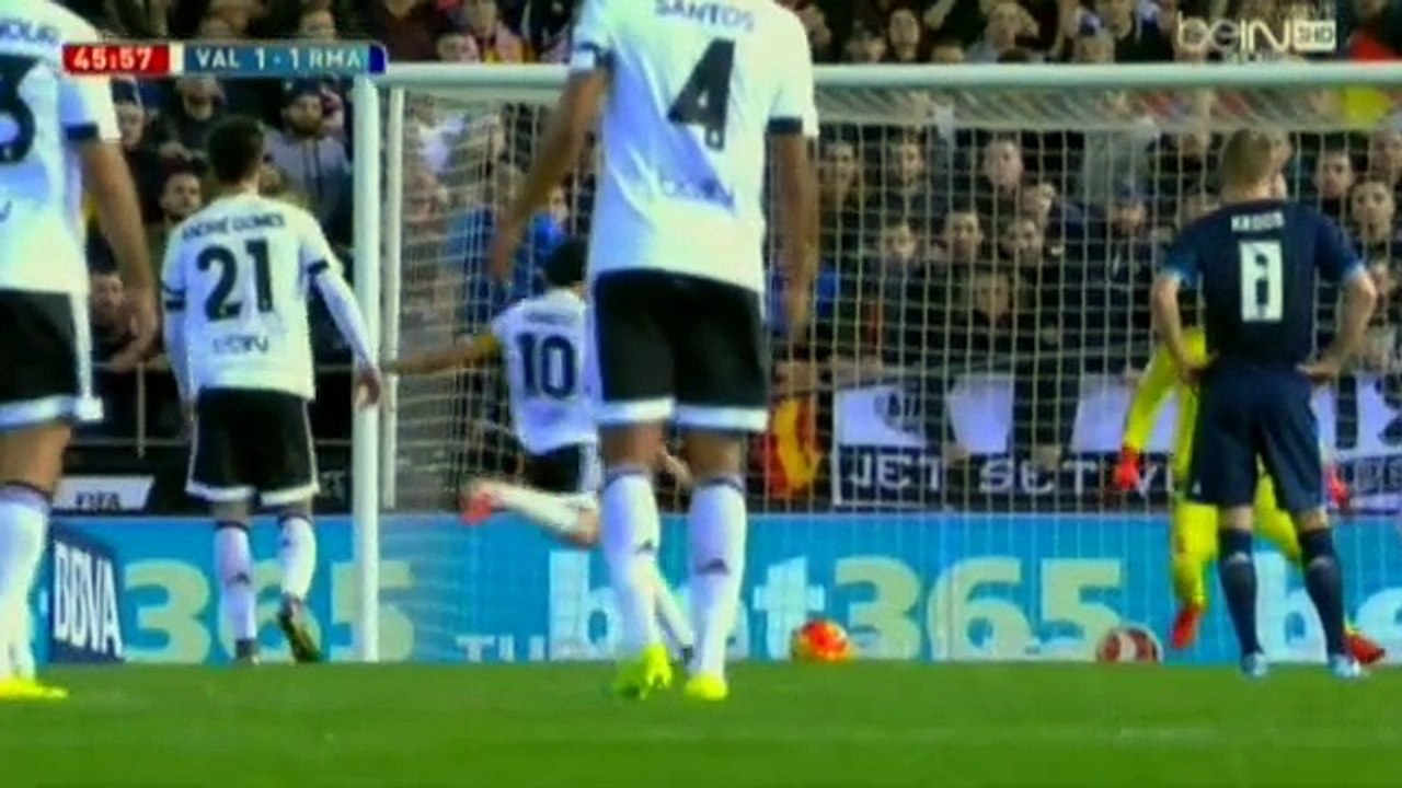 أهداف مباراة فالنسيا وريال مدريد في الدوري الإسباني