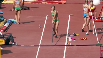 Oops! moment of an Irish beautiful pole vault woman