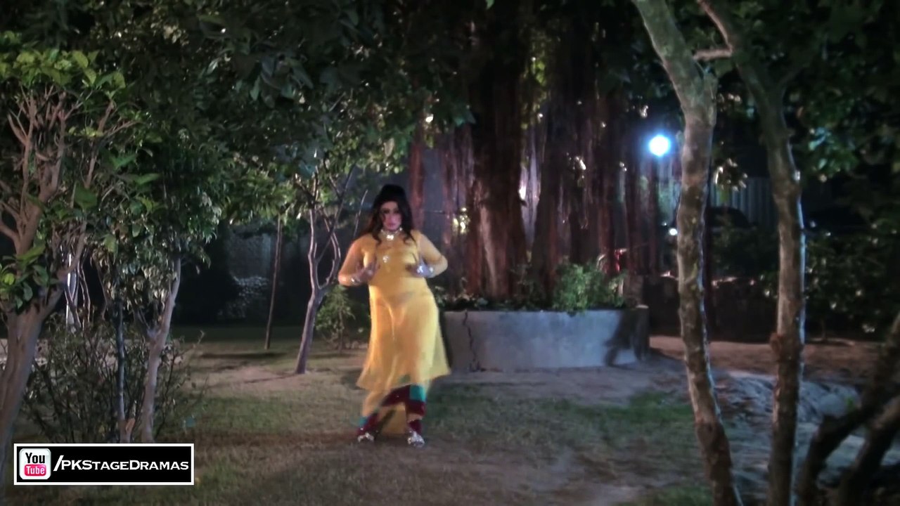 MERA DIL RAKHNA - BINDIA MUJRA DANCE - PAKISTANI MUJRA DANCE 2014