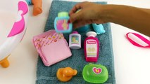 Baby Doll Bathtime Nenuco Change Diaper How to Bath a Baby Doll Toy Videos