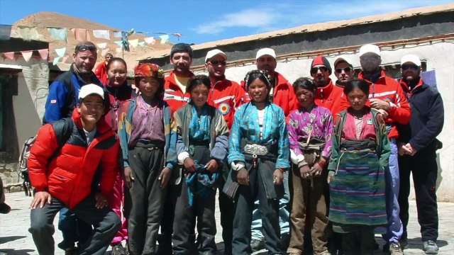 LAS PERTURBADORAS HISTORIAS REALES DE LOS C4D4V3R3S ABANDONADOS EN EL MONTE EVEREST PARTE 2