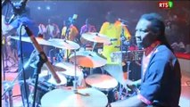 Youssou Ndour, Live au Festival d'île de France, Les Tambours rendent Hommage à Doudou Ndiaye Rose