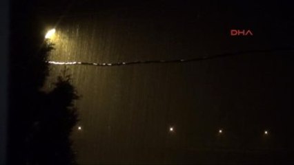 Çanakkale- Sağanak Yağış Çanakkale'de Etkili Oldu