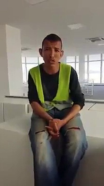 لحظة من وقتكم اسمعوااا هذا الصوت ما شاء الله تبارك الرحمان استطاع تقليد اصوات ائمة مكة المكرمة