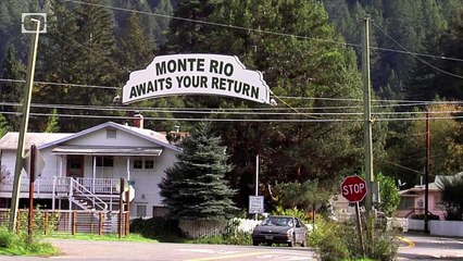 What happens at Bohemian Grove? | CLASSIC | @ConspiracyStuff