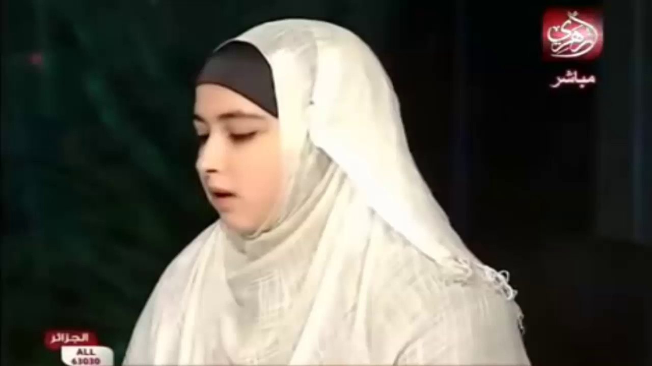 Indahnya Qira'at Subhanallah! Sūrat ash-Shams (Arabic: الشمس‎‎) Beautiful Quran Recitation By Somiah Al Deeb (Somaya Abdul Aziz Eddeb) - Femme Voix Angélique Récitation Du Coran - सुंदर कुरान सस्वर पाठ - سمية الديب وتلاوة رائعه‬‎