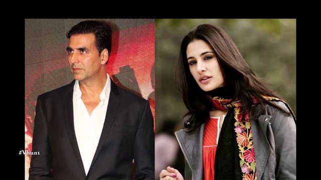 Hot! Nargis Fakhri Sizzles In Item Song With Akshay Kumar