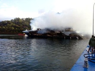Ünal Aysal'ın Lüks Yatı Çıkan Yangında Kül Oldu