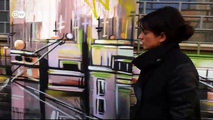 سيدة فن لآرت ستريت | يوروماكس