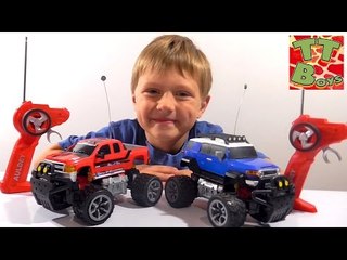 Télécharger la video: ✔ Монстр Трак. Новые Машинки Игорька | Monster Trucks - Toyota FJ Cruiser & Сhevrolet Silverado