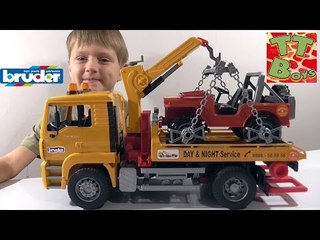 Download Video: ✔ BRUDER Эвакуатор. Распаковка машинки от Игорька. Видео для мальчиков / Tow Truck cars for boys ✔