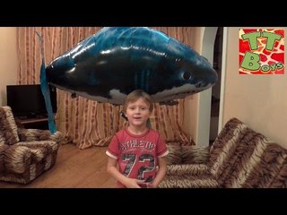 ✔ Игрушки для детей — игра с Летающей Акулой / Air Swimmers Remote Control Flying Fish