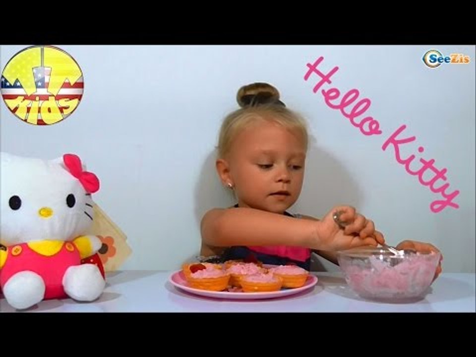 ✔ Hello Kitty. Cook Yaroslava prepares strawberry dessert for toy. Delicious / Video for children ✔