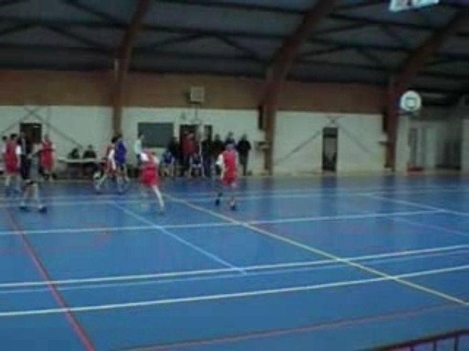 Handball - Nazelles-Chateau renault 2/4