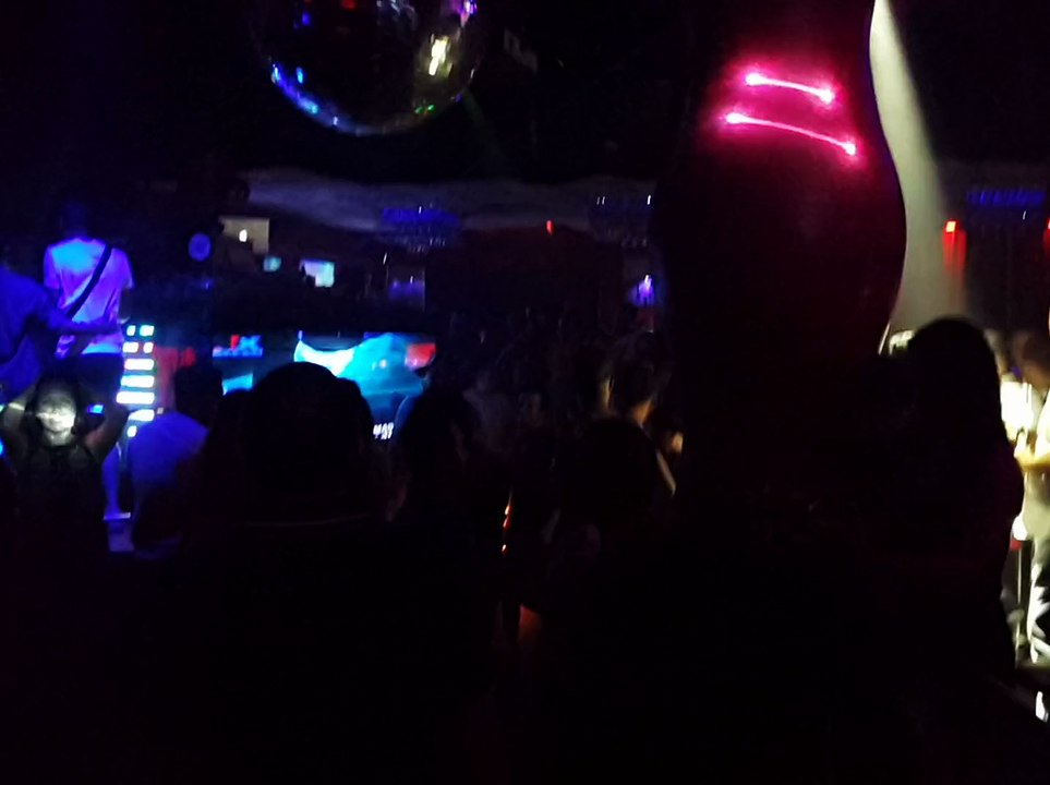 Thailand Pattaya En iyi Gece Kulübü  - Walking Street Mixx Discotheque Club